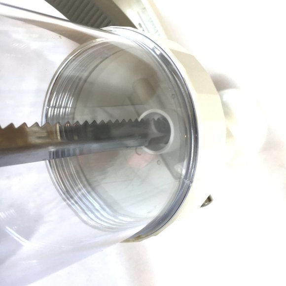 PAMPERED CHEF Retired Cookie Press #1525 EUC - Picture 9 of 10